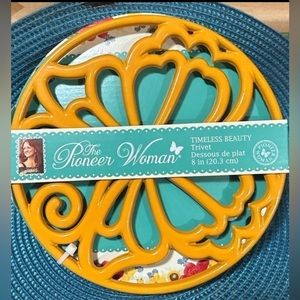 Pioneer Woman Trivet